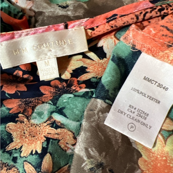 M M Couture colorful floral print high low blouse size medium - Picture 5 of 5